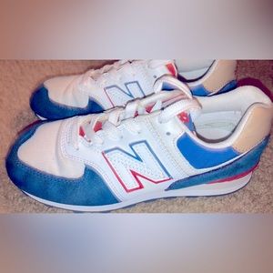 New Balance girls Size 2
